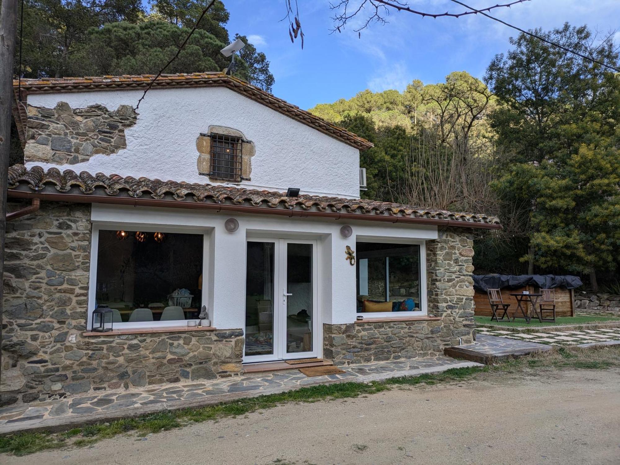Masia Can Ninot Santa Susanna Exterior foto